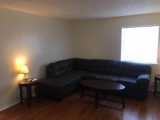 Fully Furnished Two Bedroom Apartment Lawton Zewnętrze zdjęcie