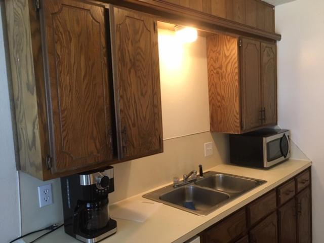 Fully Furnished Two Bedroom Apartment Lawton Zewnętrze zdjęcie